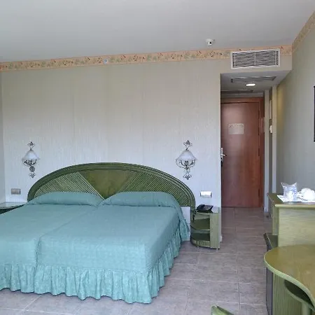 Hotel Kaktus Kaktus Albir 4*